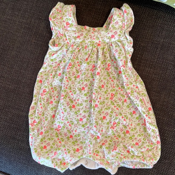 GAP Other - BabyGap Preemie Onesie